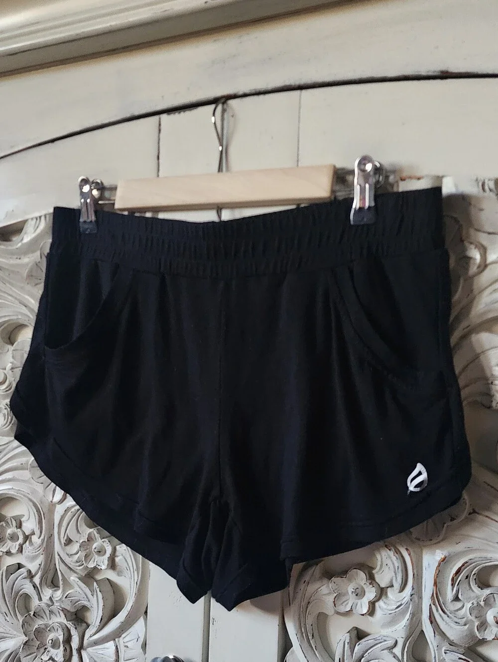 P'tula Black Maribel Short